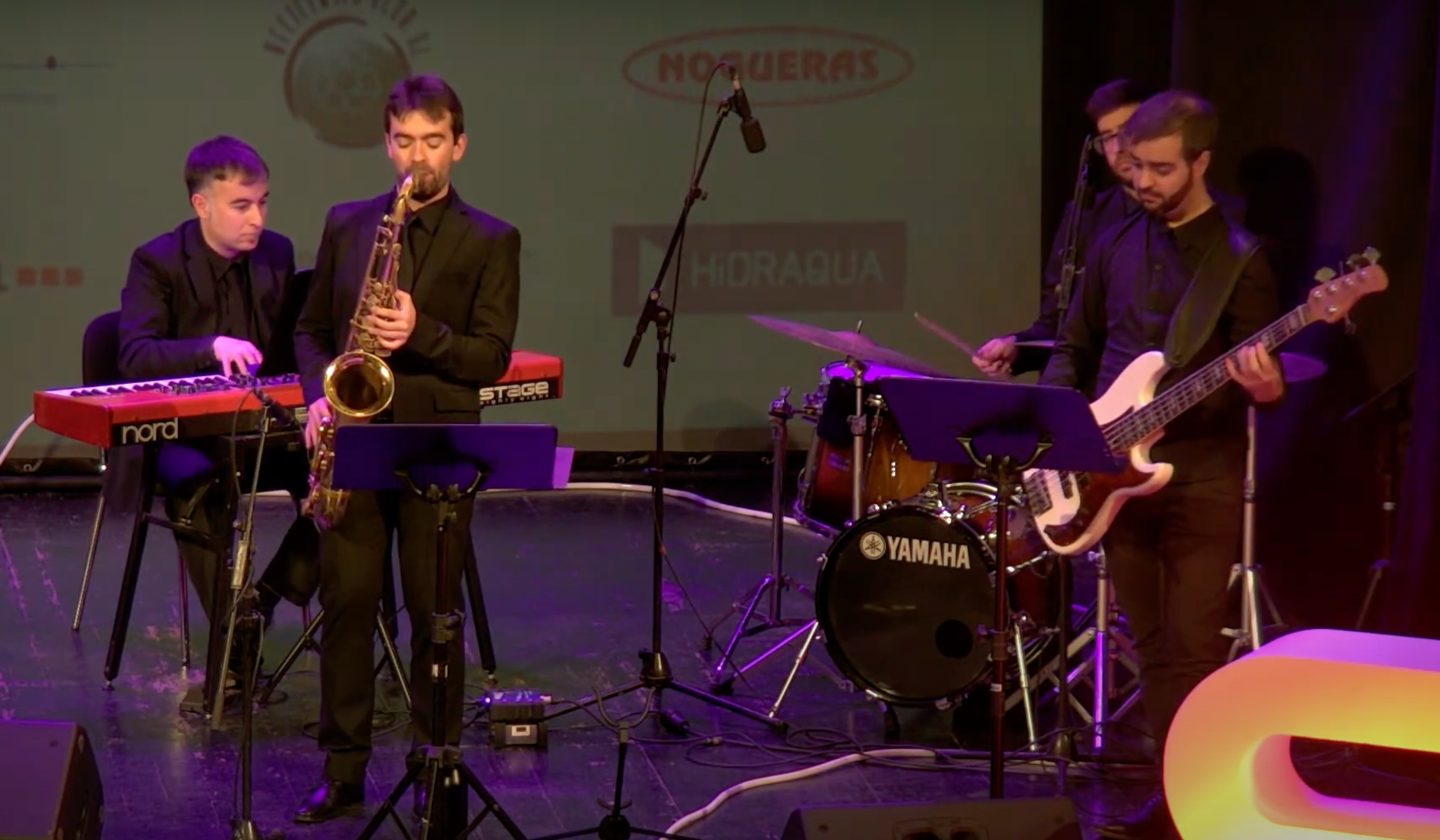 Jazz and Friends actuando en el Teatro Castelar durante la gala